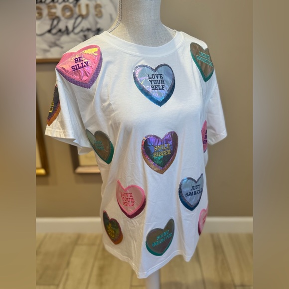 New! QUEEN OF SPARKLES Loving Myself Sequin Positive Heart Tee - Picture 4 of 13